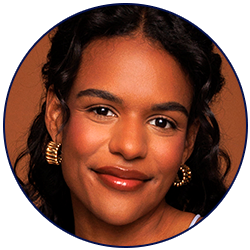 Samantha Williams headshot